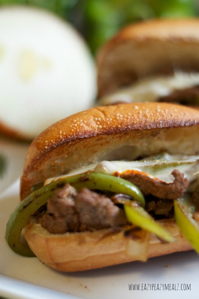 Philly Cheese Steak Sandwich - Eazy Peazy Mealz