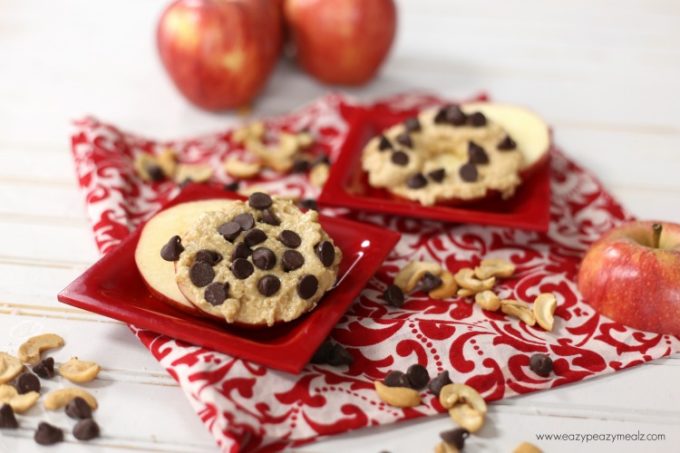 chocolate chip cookie sandwich with apples
