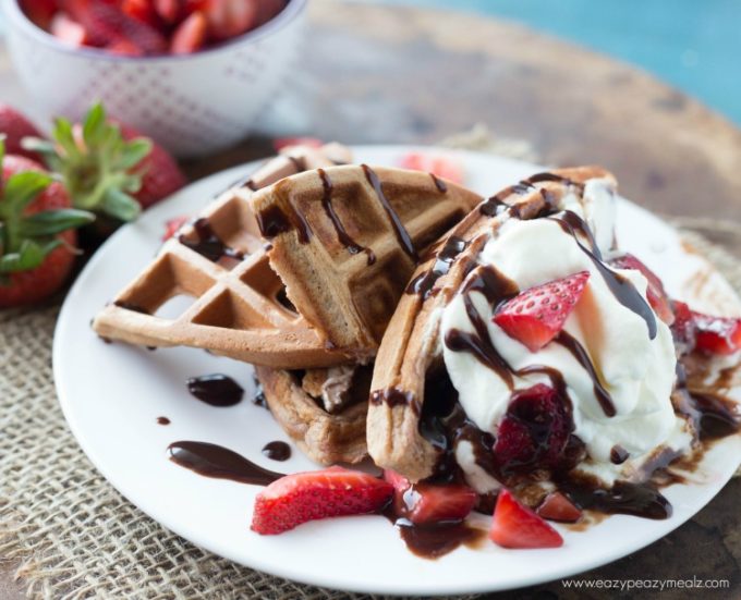 protein, waffles, protein waffles, whey protein, healthy eating, healthy breakfast, protein packed breakfast, high in protein