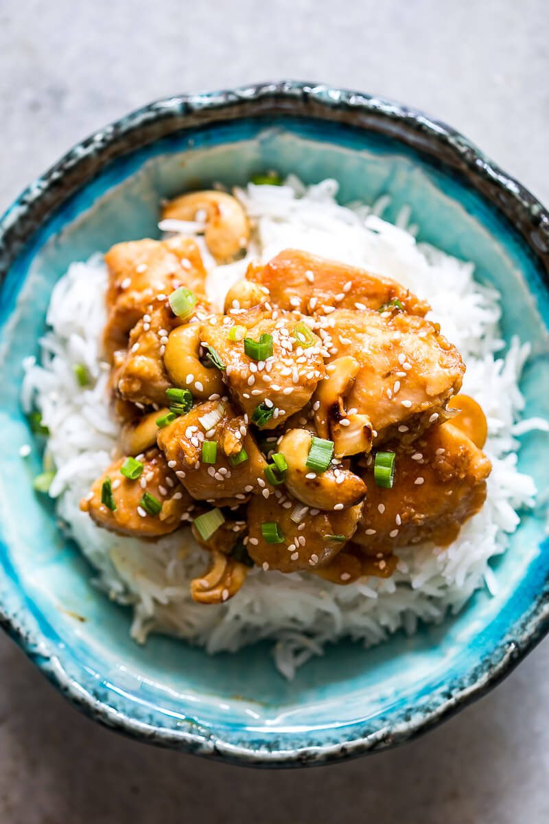 Cashew Chicken that is super simple and easy to make, and makes for a great chicken dinner