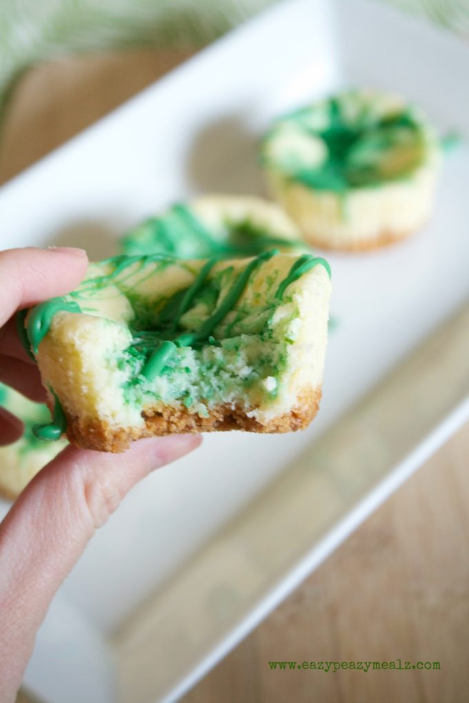 mint mini cheesecakes