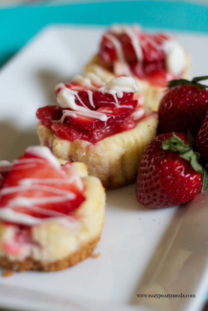 strawberry white chocolate cheesecake