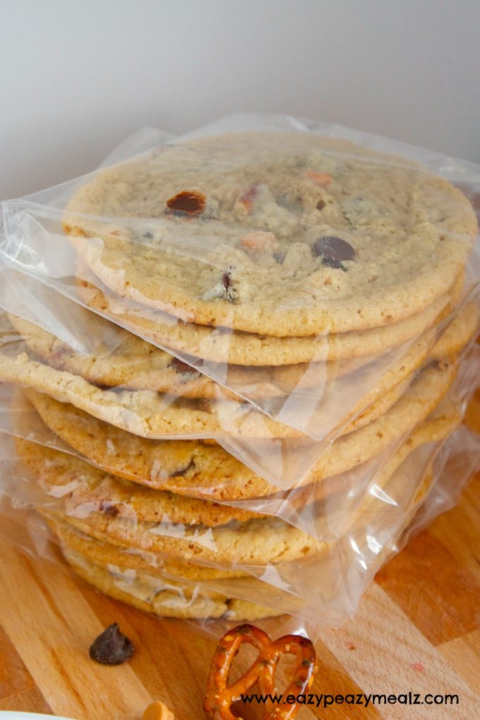 Chocolate Chip Everything Cookies