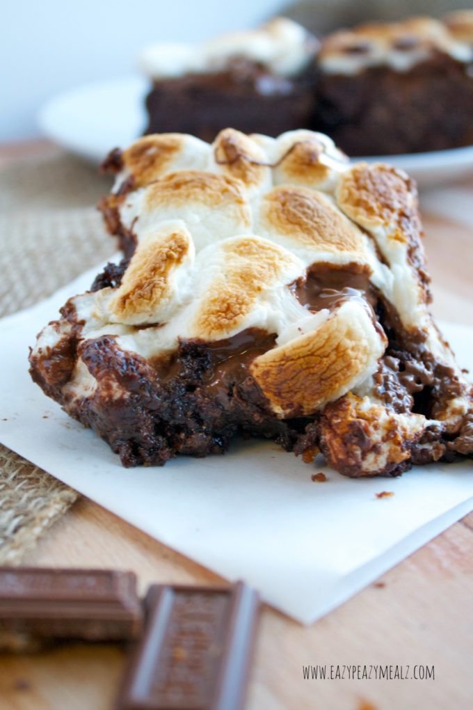 Simple Camping Smores Dutch Oven Brownies: Oooey, Gooey Dessert