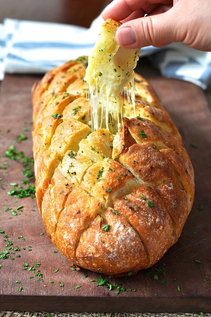 Cheesy crack bread, pull apart bread