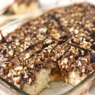 Candy Bar Poke Cake - Easy Peasy Meals