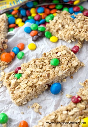 No bake Oatmeal Granola Bars with M&M's, perfect for summer fun!