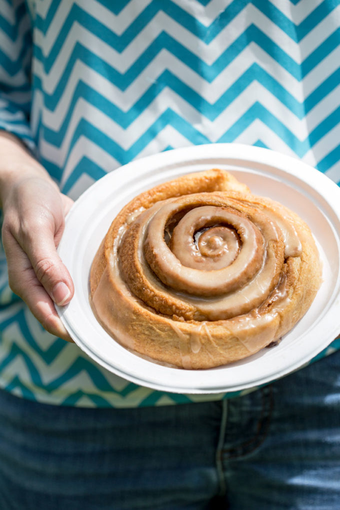 Famer-market-cinnamonrolls