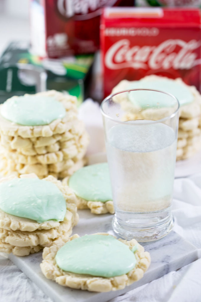 Drink and cookies