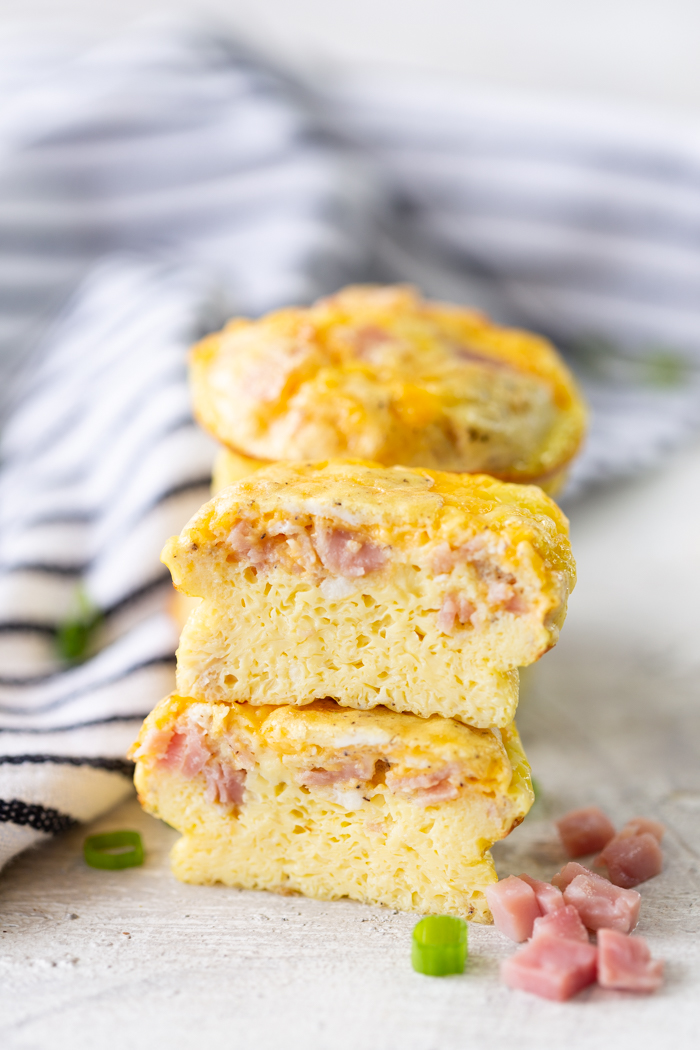 Muffin-Tin Omelets with Broccoli, Ham & Cheddar