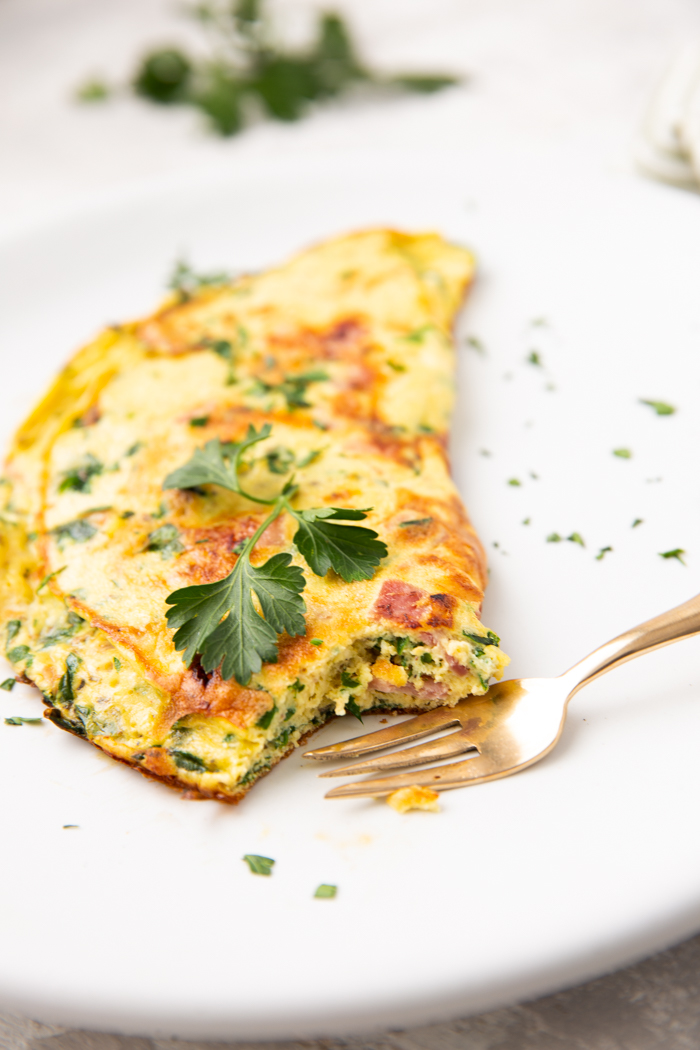 the ham and spinach omelette or keto diet omelet