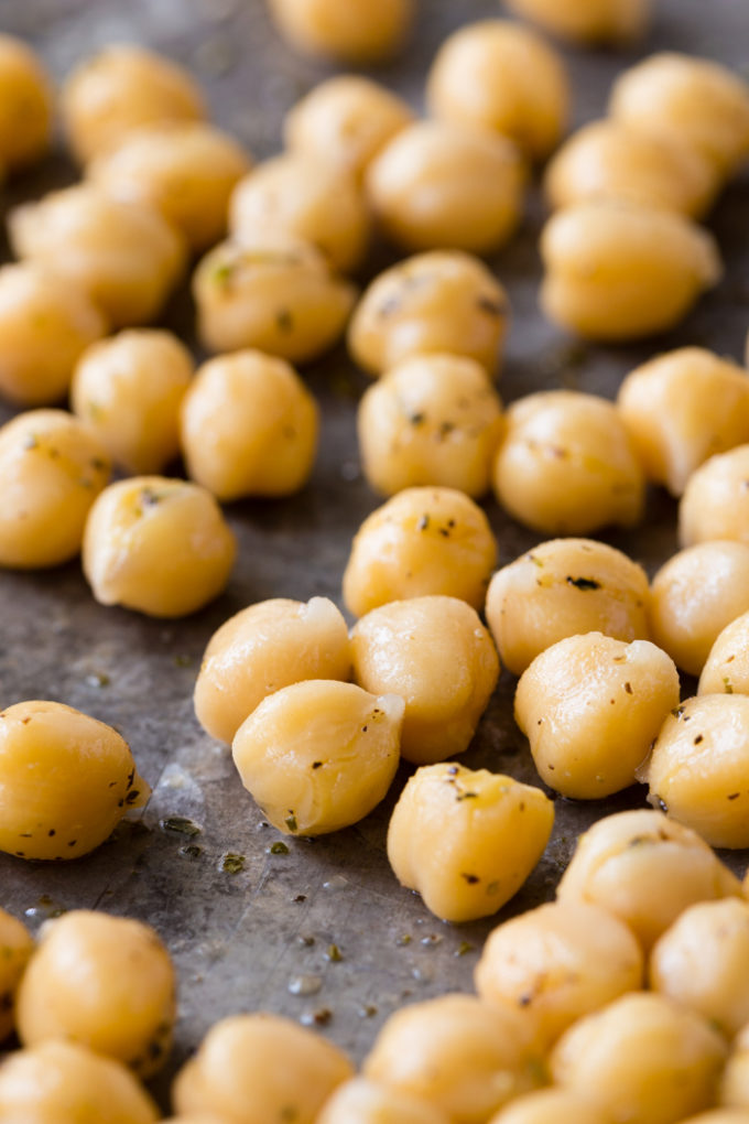 Pre-roasted chickpeas seasoned