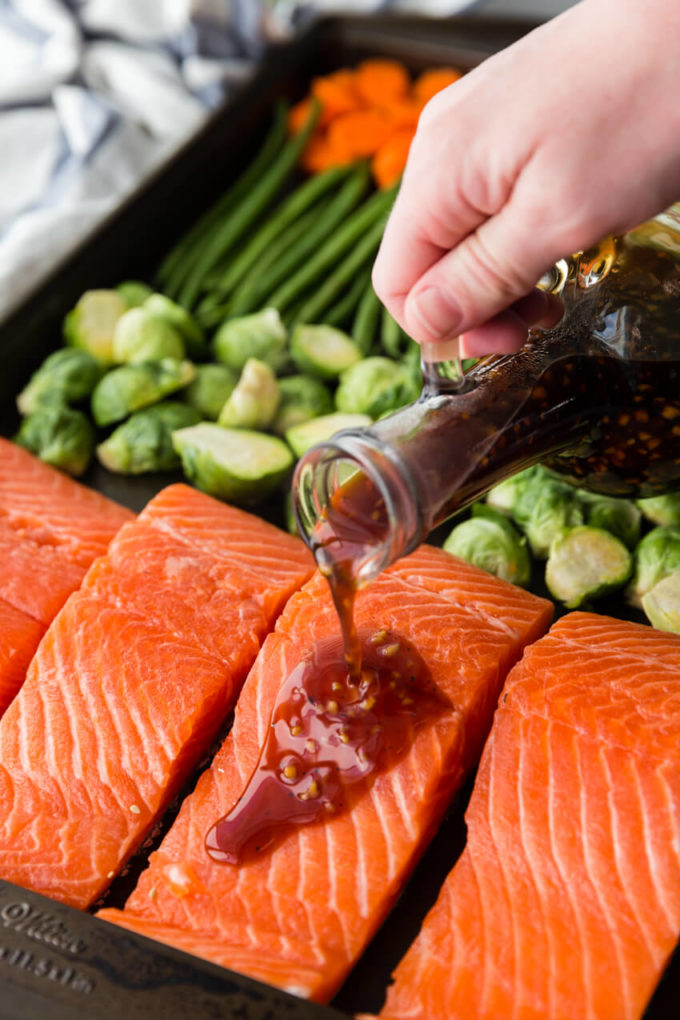 Teriyaki Salmon: An easy and flavorful meal prep dish with very little clean up! You get flaky, delightful salmon, and roasted veggies.