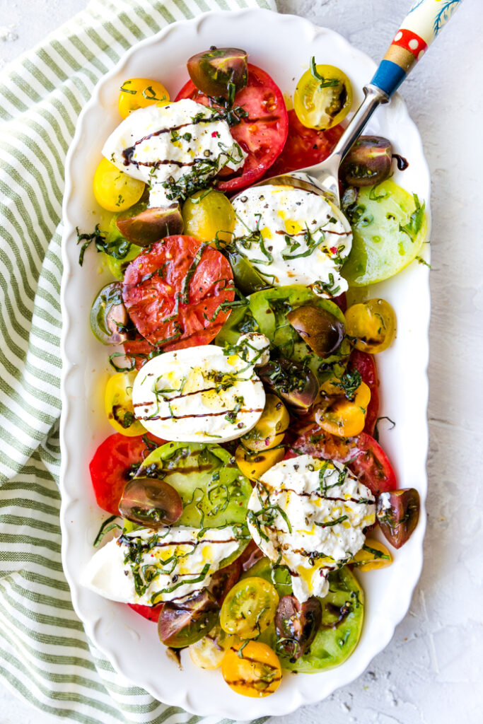 tomato burrata salad