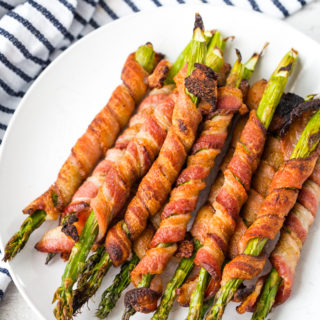Bacon wrapped asparagus is a fantastic low carb or keto friendly snack