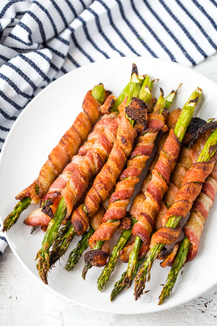 Bacon wrapped asparagus is a fantastic low carb or keto friendly snack