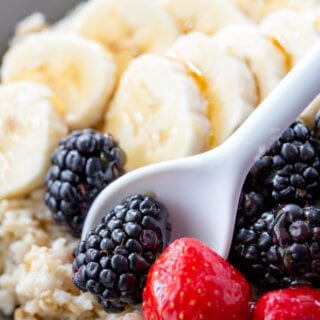 Berry Banana Steel Cut Oats