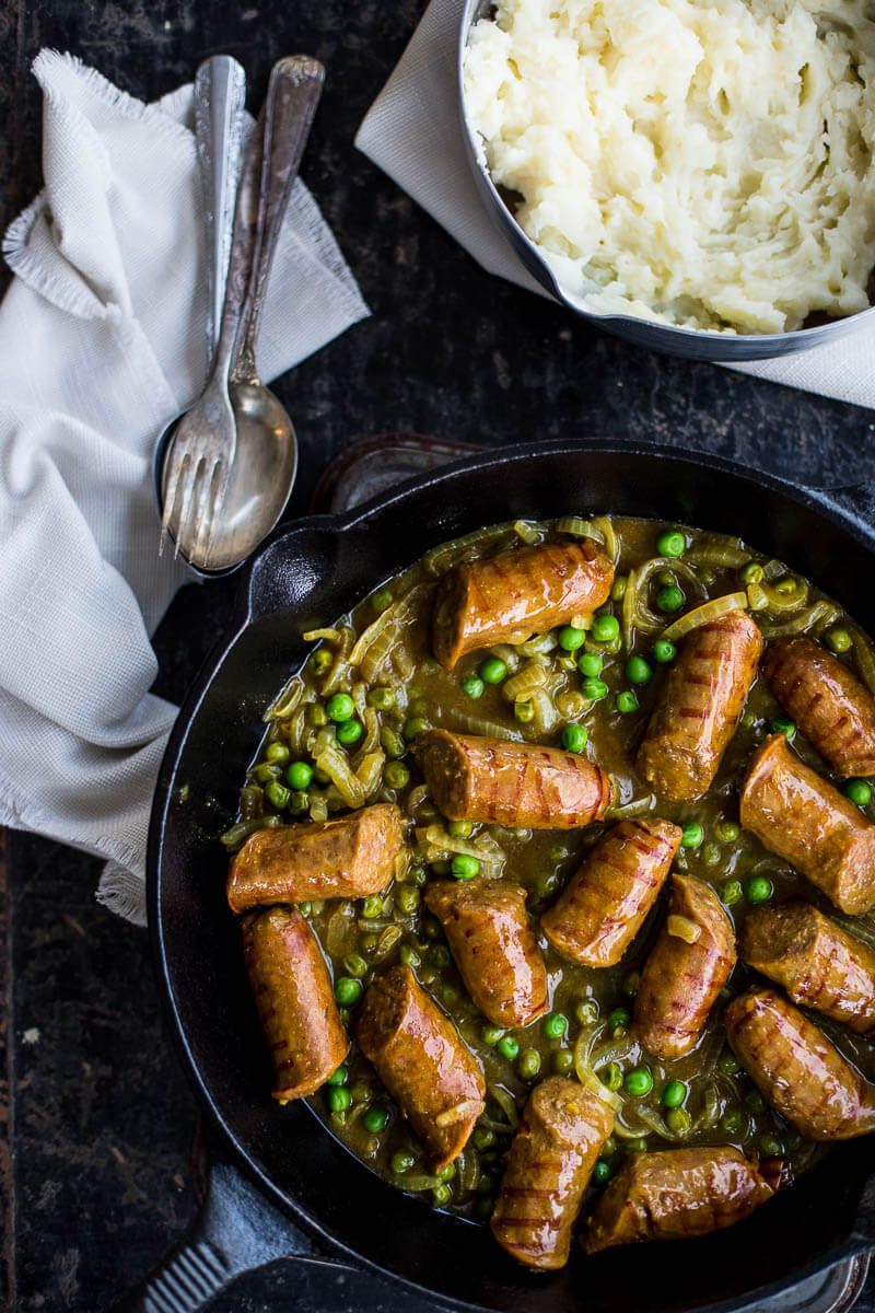 A healthy dinner, curried sausage, an easy recipe for the whole family 