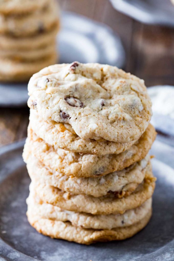 Delicious and easy graham cracker chocolate chip cookies