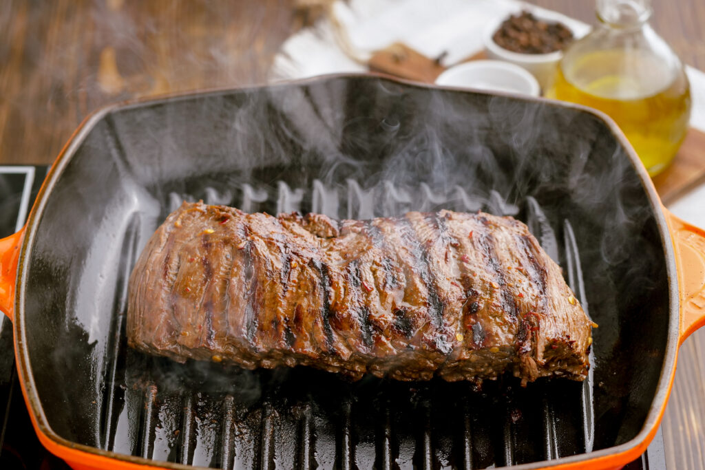 Making grilled skirt steak