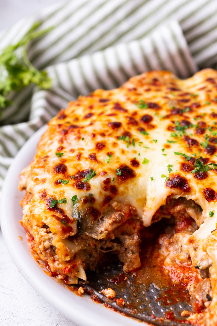 Instant pot lasagna uses traditional lasagna noodles