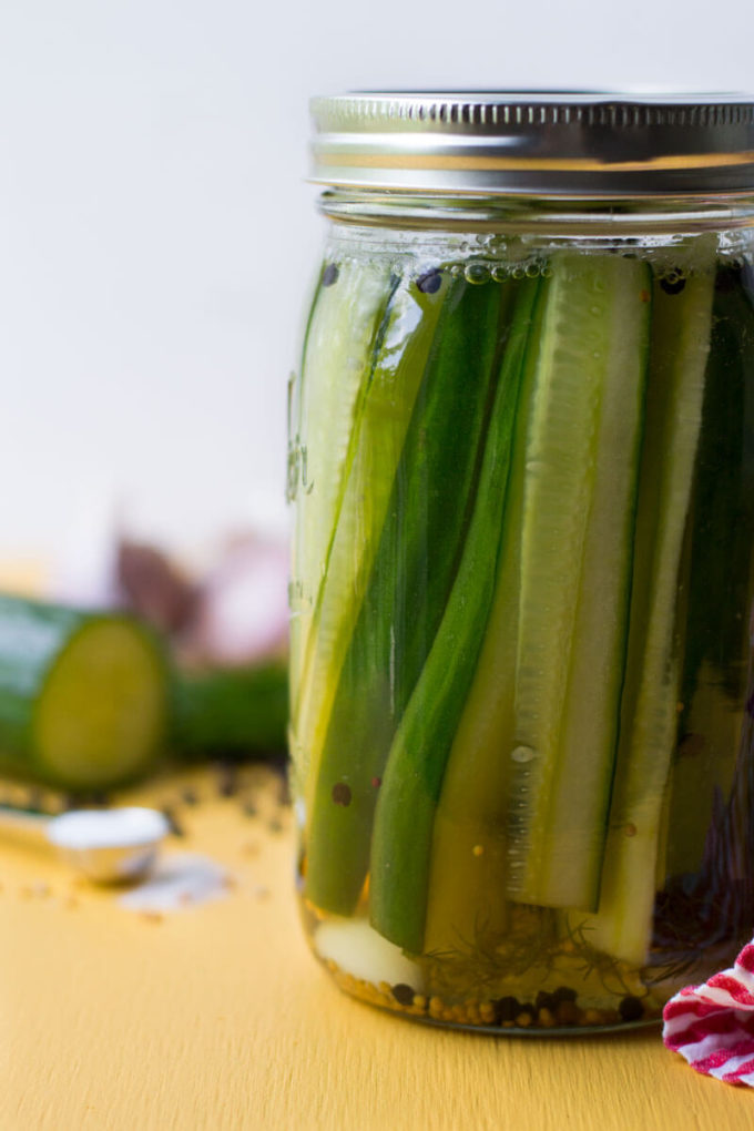 Crunchy Quick Dill Pickles