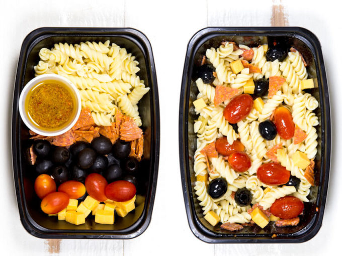 Toddler lunch box Lunch - Creamy sauce pasta Blackberries Soaked