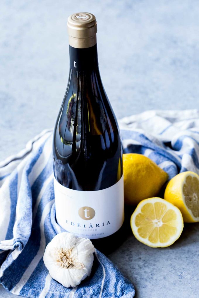 White garnacha wine