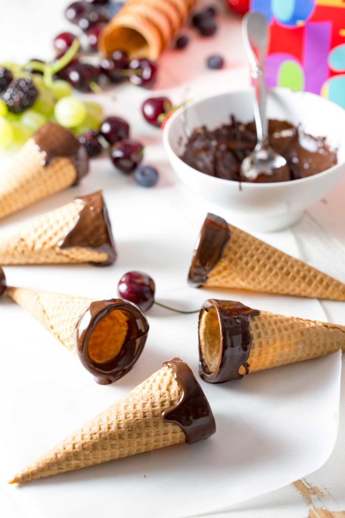 Dipped cones for chocolate dipped fruit cones