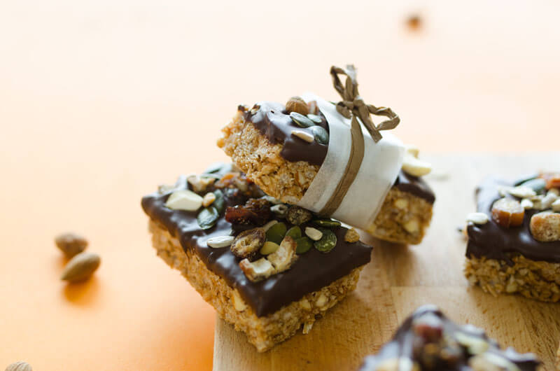 Easy Chocolate-Dipped Granola Bars