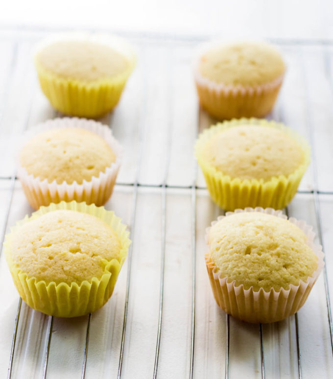 Raspberry Lemonade Cupcakes