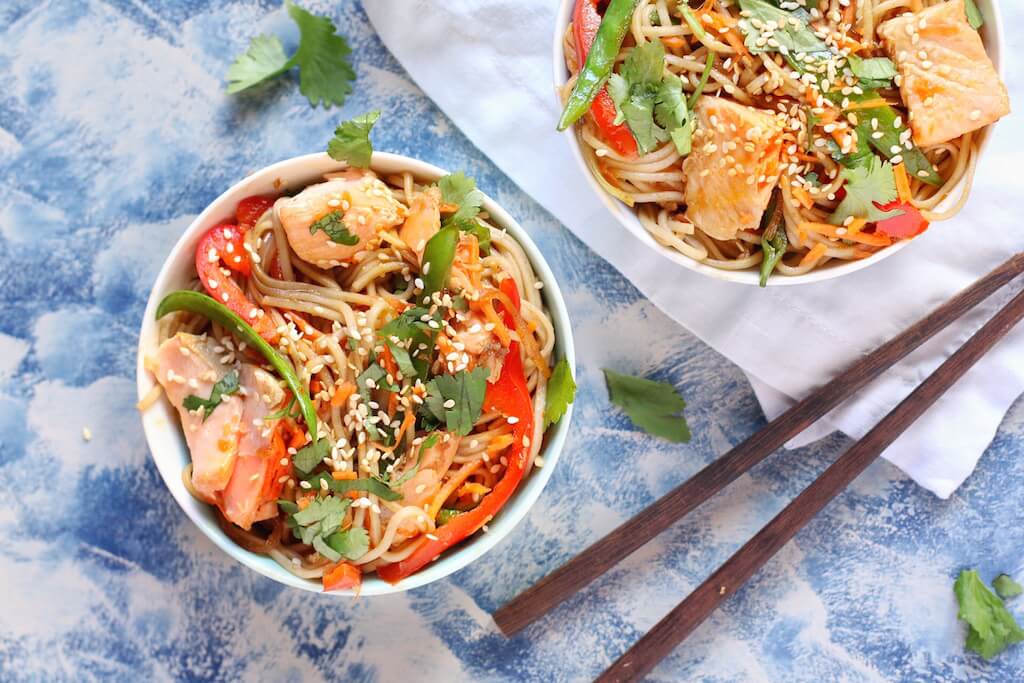 quick and easy salmon soba noodles a great seafood dinner