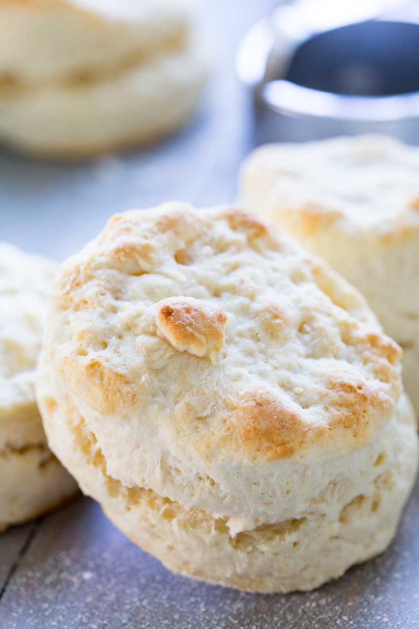 Easy buttermilk biscuits