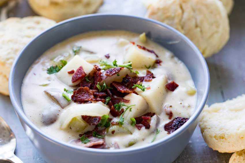 Cheddar-bacon-potato-soup-horizontal