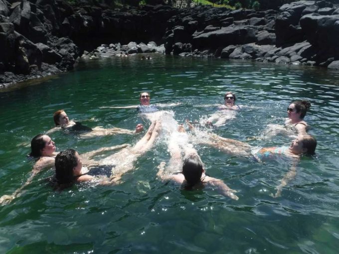 Synchronized swimming in queens bath kauai