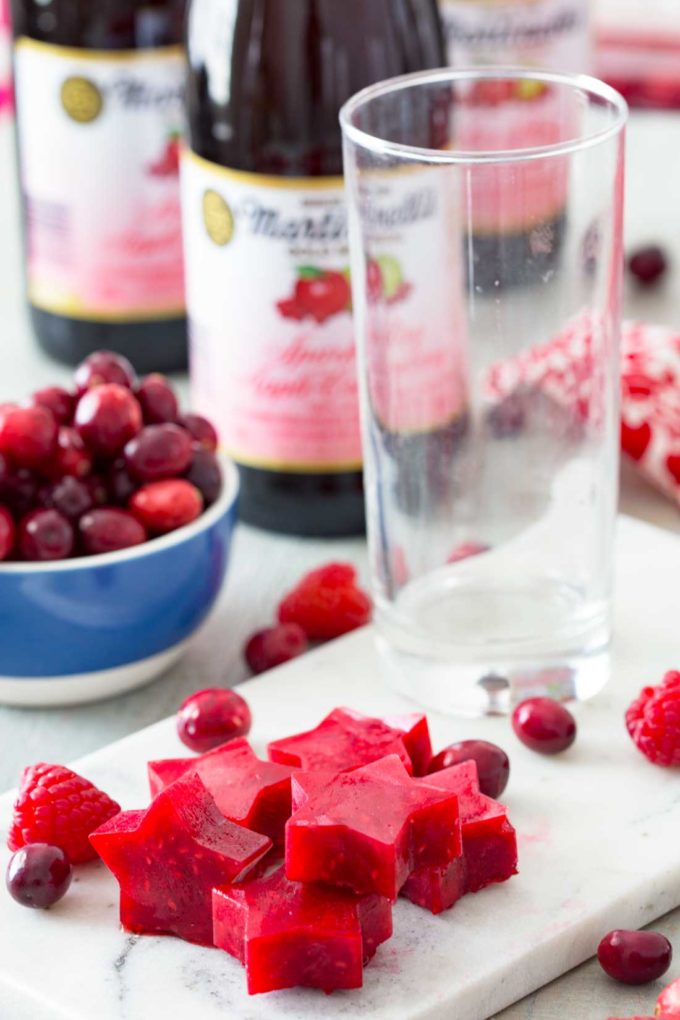 Flavored ice cubes keep drinks cold and serve as a beautiful garnish as well