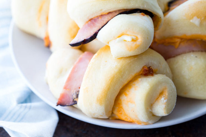 Ham and Cheese Rolls are the best dinner! So easy and majorly delicious. 