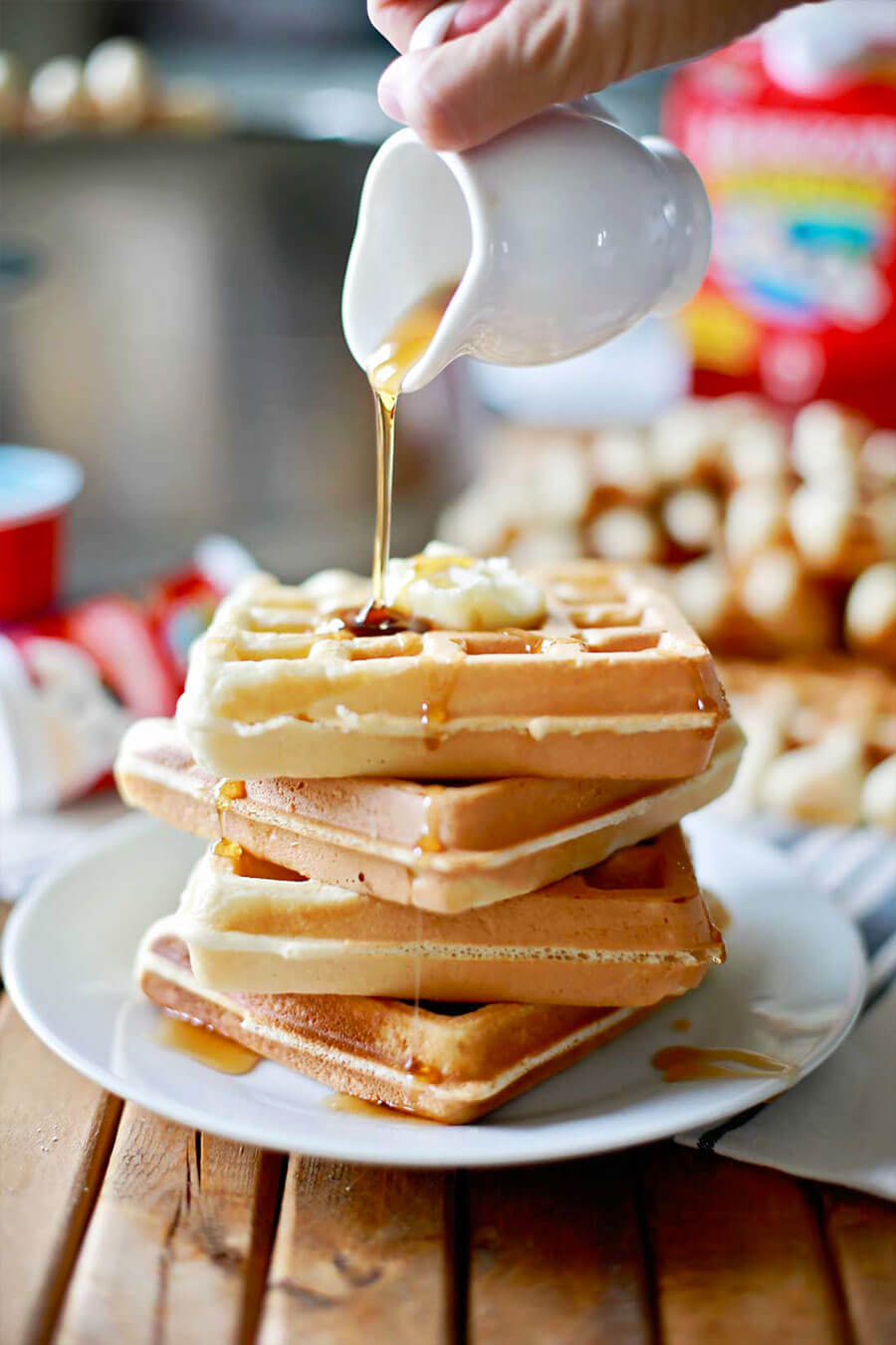 Homemade toaster waffles to make ahead and freezer, perfect for back to school mornings