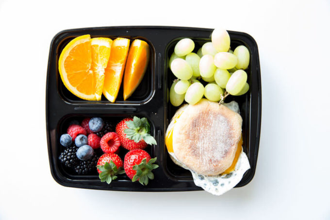 Breakfast box ideas, fun ways to prepare breakfast ahead of time. 