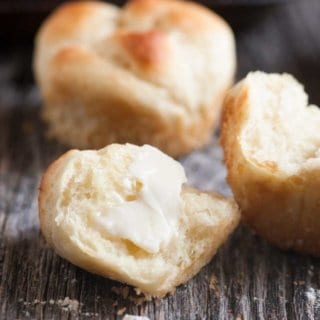Sour Cream Yeast Rolls