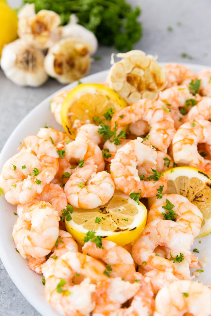 Garlic butter shrimp with fresh parsley and lemon