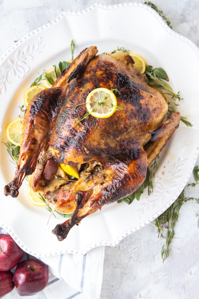 A delicious roast turkey recipe, this Thanksgiving turkey is roasted to perfection