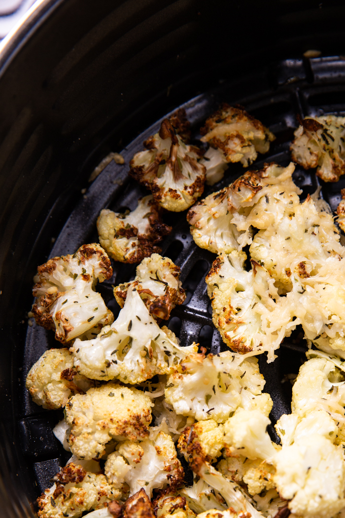 Roasting cauliflower in an air fryer