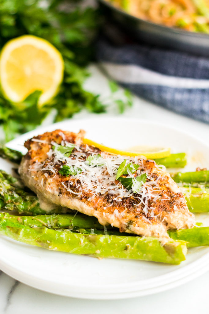 Creamy Lemon Chicken and Asparagus (Low Carb, Pan Seared, Keto-Friendly ...