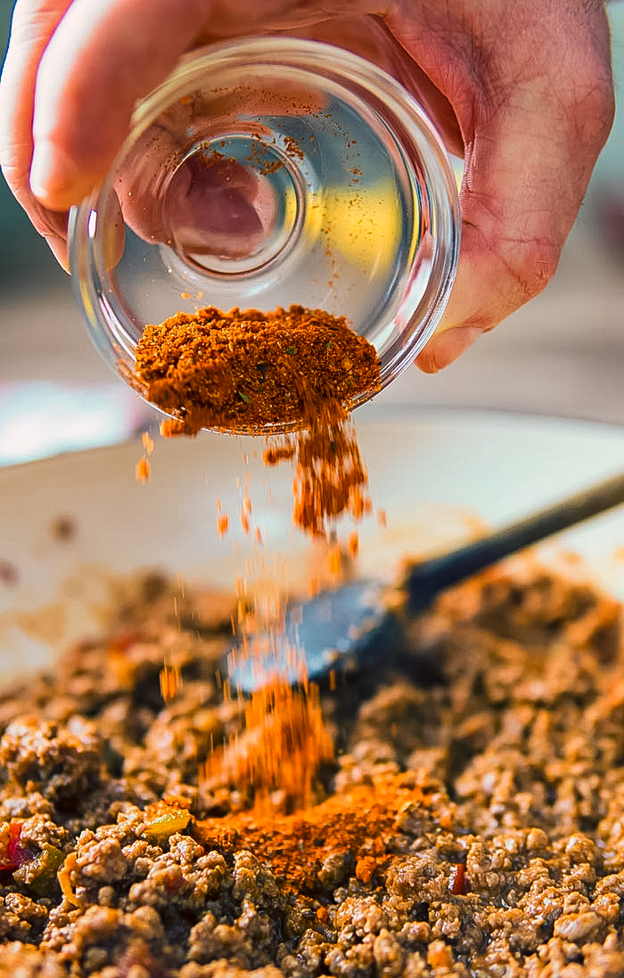 https://www.eazypeazymealz.com/wp-content/uploads/2019/08/Taco-Seasoning-5.jpg