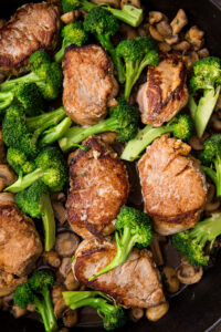 Pork Medallions with Broccoli (One Pan Meal)