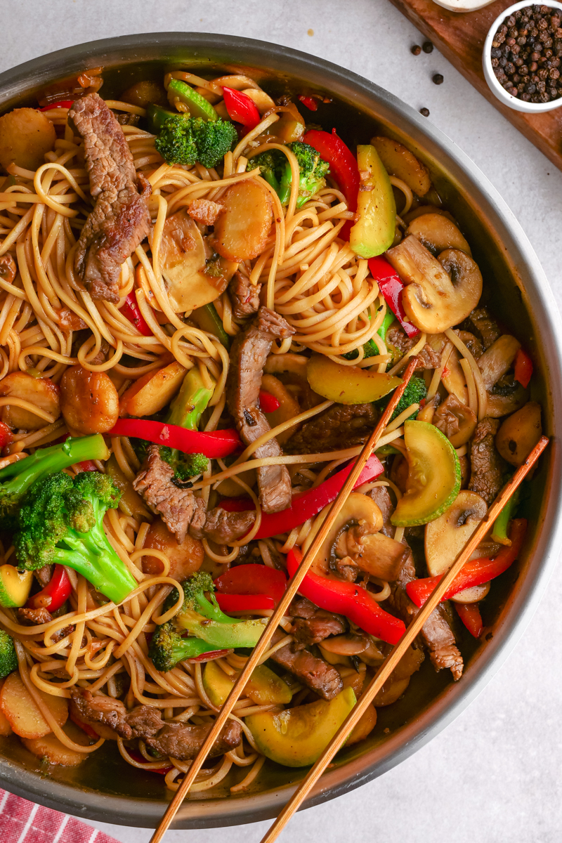 Beef Lo Mein, a perfect quick dinner idea