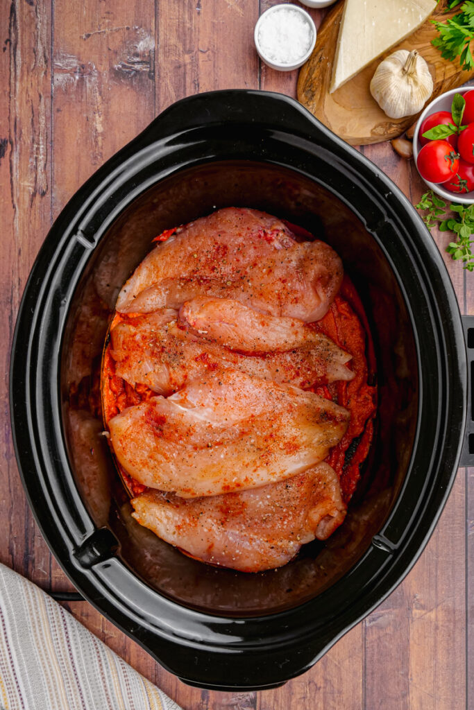 Chicken Pomodoro in black croc pot