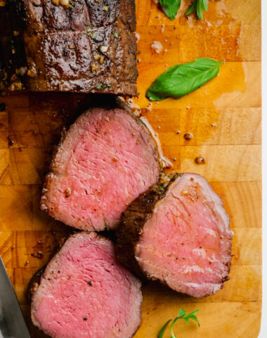 Roast beef tenderloin with an herb butter rub