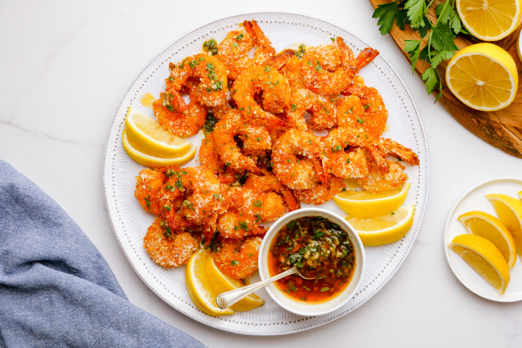 Baked breaded shrimp, a deliciously flavorful shrimp with the BEST dipping sauce. 